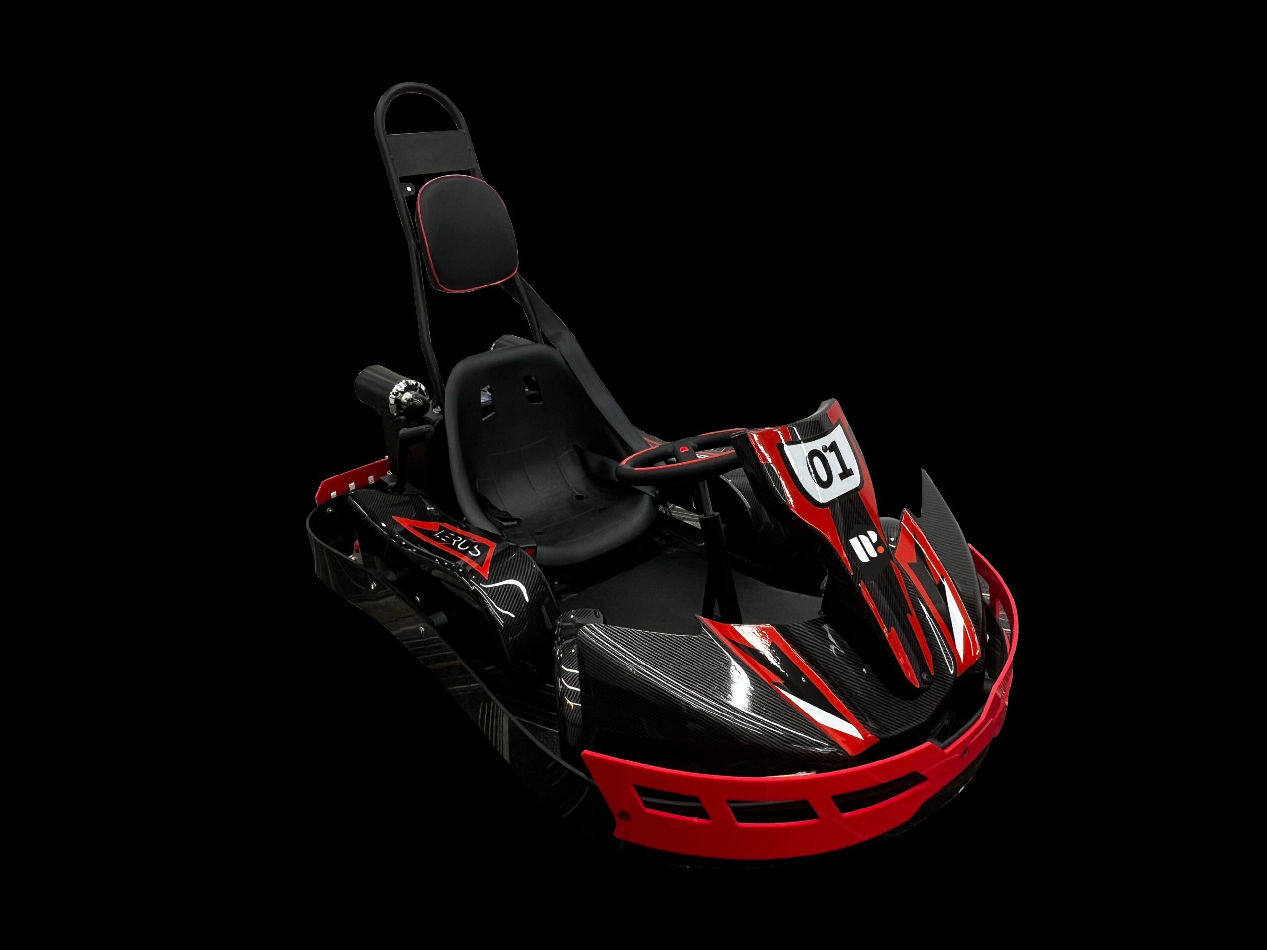 Električni go-kart Wind u crveno-crnoj boji s karbonskim detaljima i brojem 01, prikazan na crnoj pozadini.